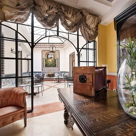 Western Ai Cavalieri 4* باليرمو