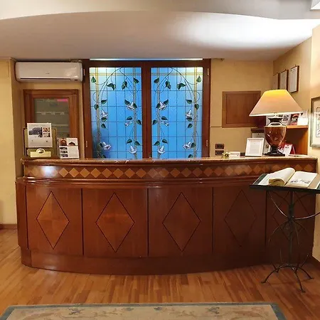 Hotel Massimo Plaza Palermo