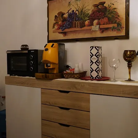 לינה וארוחת בוקר Bella