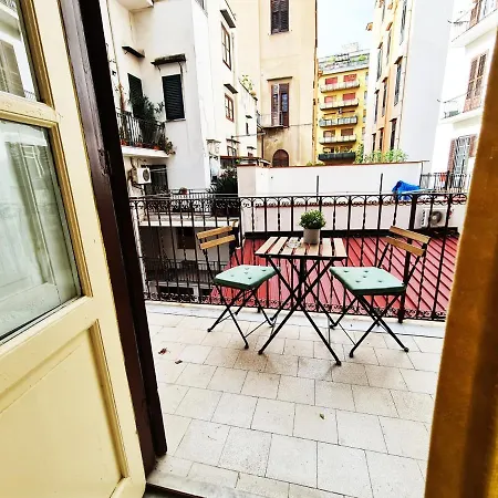Oda ve Kahvaltı Dolce Dormire Palermo