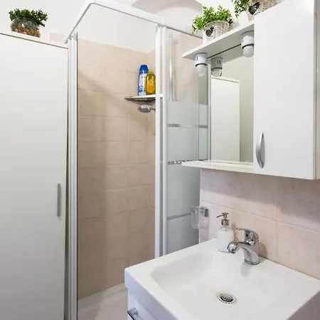 Palermo Central Holiday Apartment *