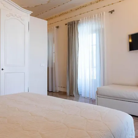 Porto Antico La Cala Apartmán *