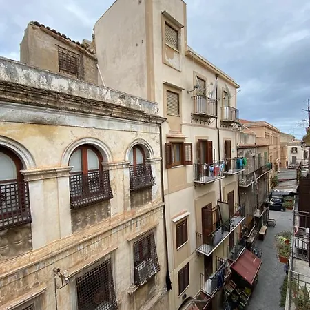 Maria Al Capo *
