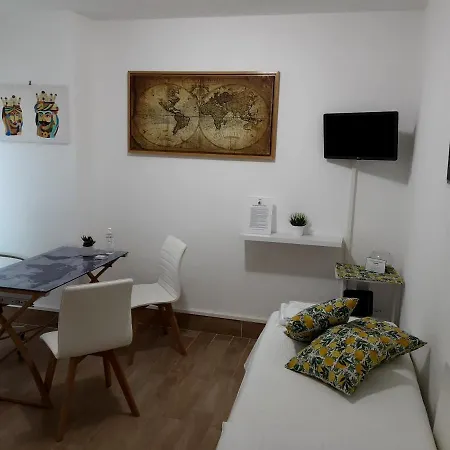 Pensionat La Camera Di Stella - Ai Normanni Palermo