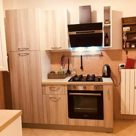 Luminosissimo Grande Nel Centro Di Apartamento Palermo