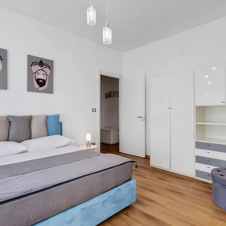 Διαμέρισμα Residenza Dei Poeti - Roomy And Modern Flat *
