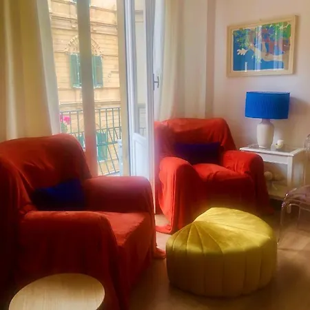Luminosissimo Grande Nel Centro Di Apartamento