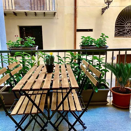Quattro Canti Al Cassaro