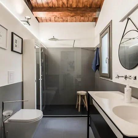 Casa Con Giardino All'ex Fabbrica Di Pomodoro