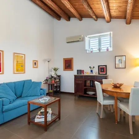 A Casa Dell' Artista Apartment Palermo