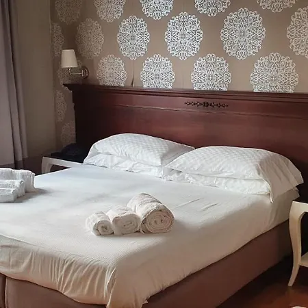 Smart Gallery House 3* 팔레르모