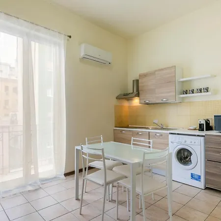 Apartamento Il Giardino Degli Aranci Flats Near Palazzo Reale