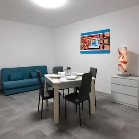 Giardinaccio House Apartment