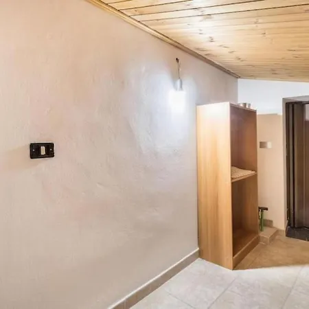 Tavola Tonda Apartment *