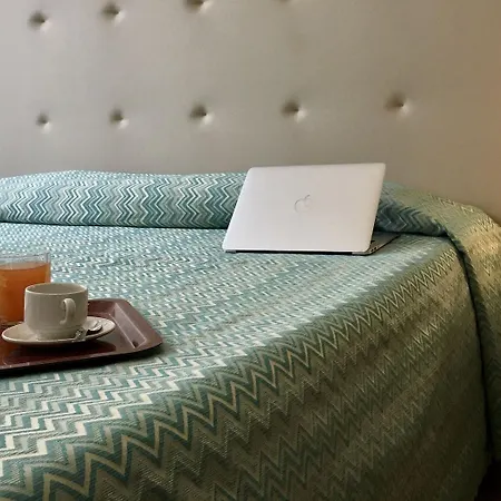 38 Aira فندق باليرمو