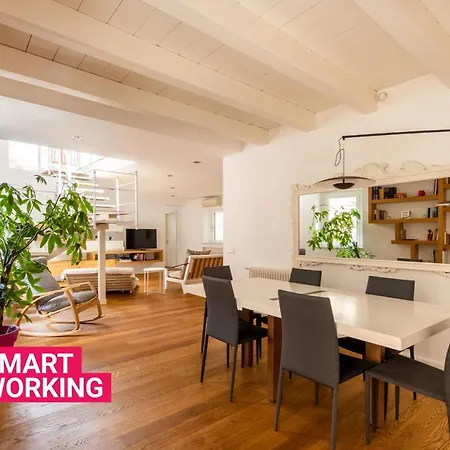 Apartment Vittorio Emanuele With Terrace By Wonderful Italy *