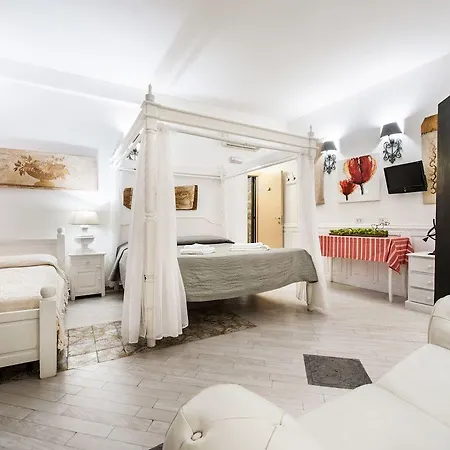 فندق Porta Di Castro Boutique