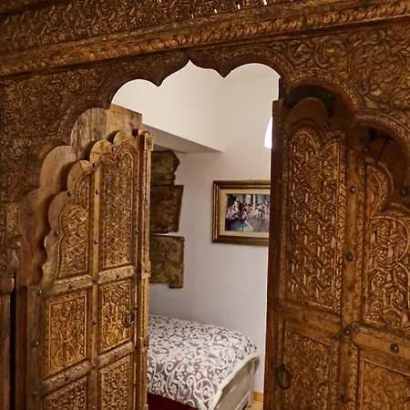فندق Porta Di Castro Boutique 4*