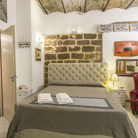 Porta Di Castro Boutique فندق