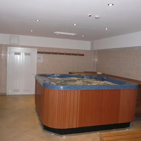 Bb 10 Serpotta - Palazzo Riolo & Restaurant Gasthuis 3*