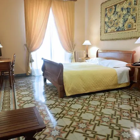 Palazzo Pantaleo Gasthuis 3*