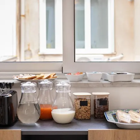 Le Cinque Stanze Room&breakfast *