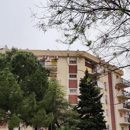 Amunì Rooms&suite Lt *