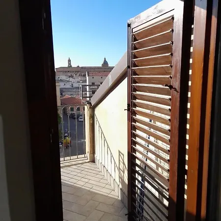 Terrace With View Attic In Old Town Ballarhome Apartment *