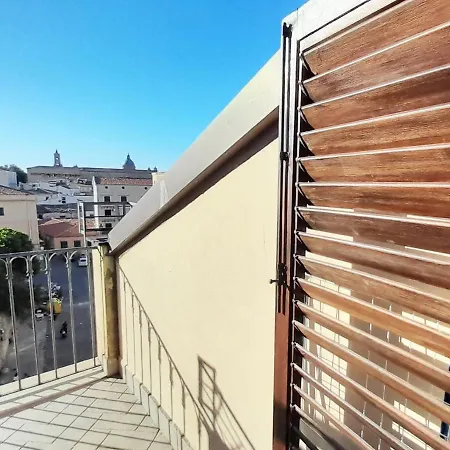 Terrace With View Attic In Old Town Ballarhome