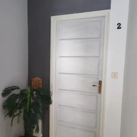 Ai Giardini Apartment *