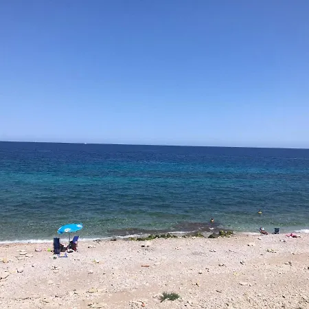 L'arco Sul Mare
