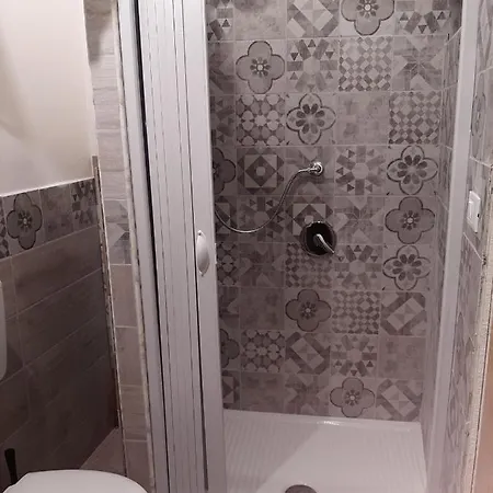 Casa Di Via Giacalone Apartment *