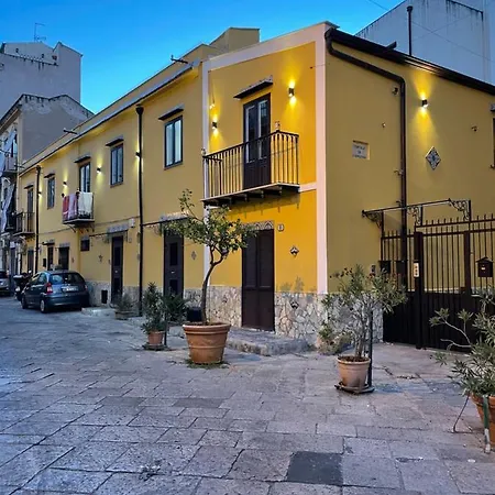 Donna Pina Holiday home Palermo