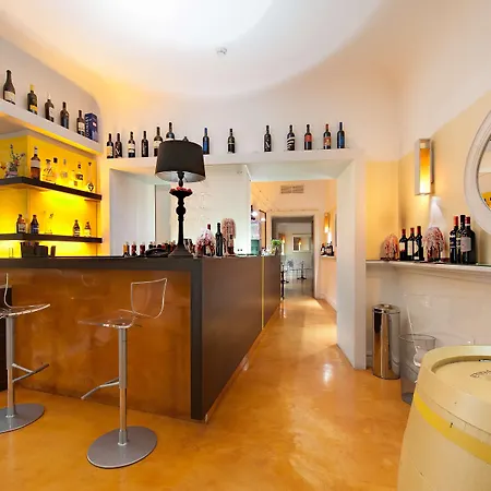 Western Ai Cavalieri فندق