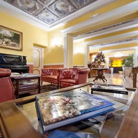 Western Ai Cavalieri فندق