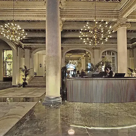 Grand Et Des Palmes Hotel