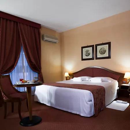 Massimo Plaza 4*