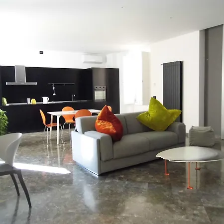 Debellini Design 4*