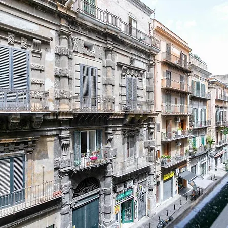 Vittorio Emanuele Charming Flats