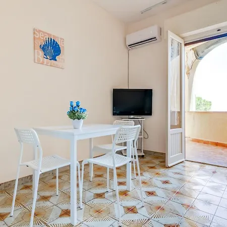 Azzurra- Affitti Brevi Italia Palermo