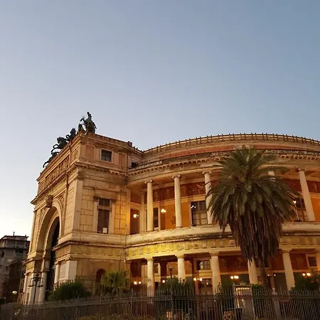Casa Moneka Politeama Appartement *