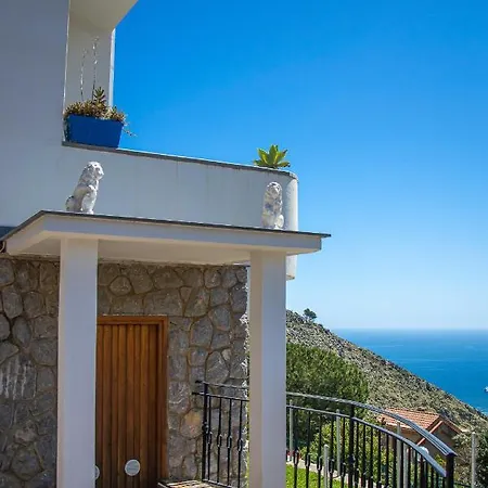 Casa Al Semaforo Mondello باليرمو