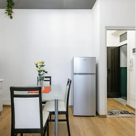 Corso Dei Mille Station Flat With Balcony Palermo