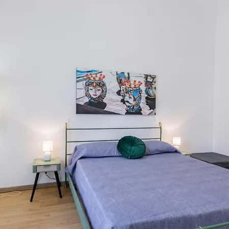 Corso Dei Mille Station Flat With Balcony *