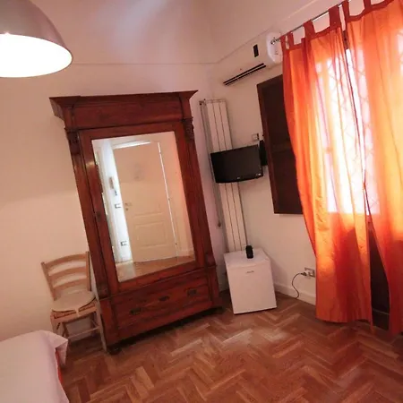 Bed & Breakfast Federico Secondo 3*