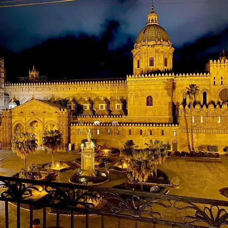 Apartament Cathedral View *