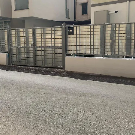Apartment Rosato 2 - Moderno E Confortevole Con Spazio Esterno Tra Mondello E Il Centro Storico