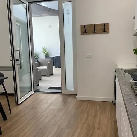 Apartment Rosato 2 - Moderno E Confortevole Con Spazio Esterno Tra Mondello E Il Centro Storico