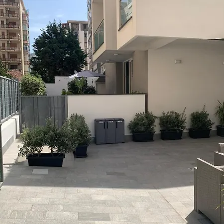 Rosato 3 - Moderno E Confortevole Con Spazio Esterno Tra Mondello E Il Centro Storico Palermo