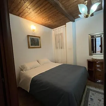 Skalsky Apartment, Borgo Vecchio, Palermo